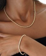 ست گردنبند و‌دستبند طلا زنانه و‌مردانه تمام‌گوی