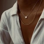 پلاک طلا حروف انگلیسی زنانه و مردانه - تصویر 4